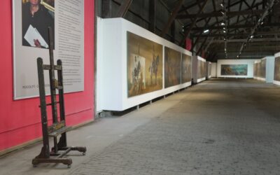 IMPORTANTE DONACIÓN AL MUSEO DE ARTE MURAL RODOLFO CAMPODÓNICO: UN ATRIL Y 15 BOCETOS QUE PERTENECIERON AL RECONOCIDO MURALISTA
