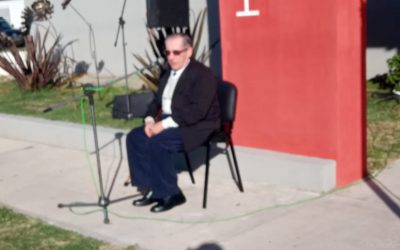 EL DR. PRÓSPERI AGRADECIÓ EL GESTO DE LA COMUNIDAD Y DIJO: “LA CALIDAD MÉDICA PROFESIONAL COMIENZA POR MEJORARSE A UNO MISMO”