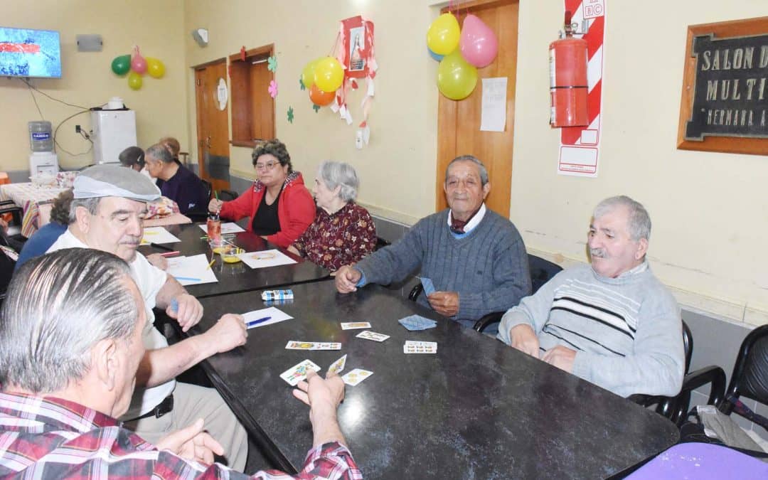 EMOTIVO “ENCUENTRO DE HOGARES” PARA CELEBRAR LA LLEGADA DE LA PRIMAVERA