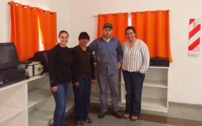 El Municipio donó 5 computadoras recicladas al Centro Tito Álvarez