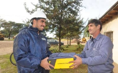 El municipio entregó ropa laboral a trabajadores de distintas áreas