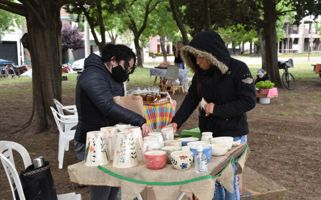 FERIA ECOFINES Y PUESTO DE ECOCANJE, MAÑANA (SÁBADO) EN LA PLAZOLETA ALMIRANTE BROWN