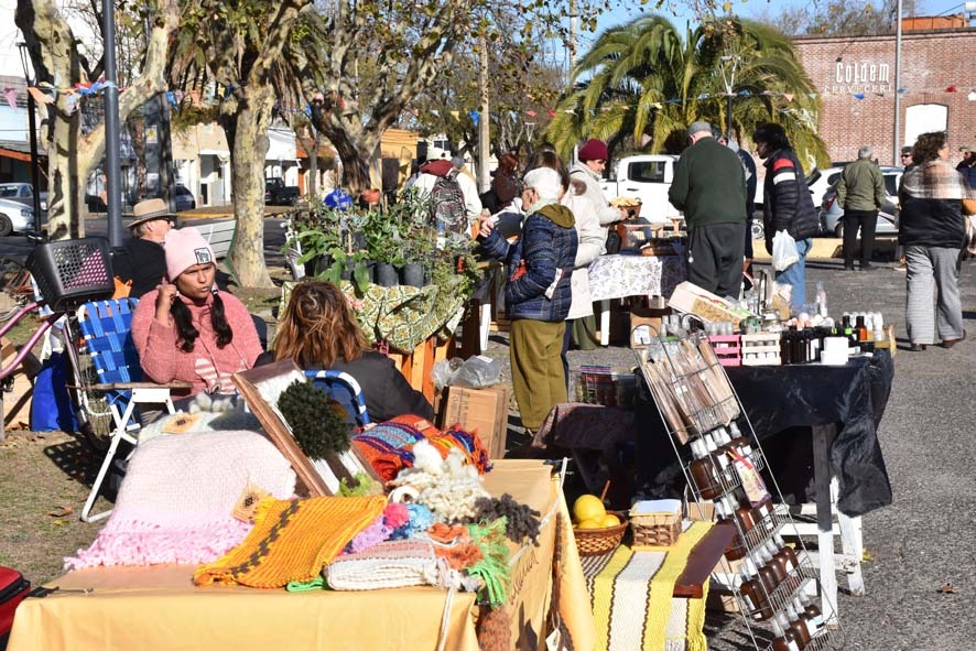 LLEGA LA TERCERA EDICIÓN DE LA FERIA ECOFINES COMPLETÍSIMA, ESTE SÁBADO (8) CON PROPUESTAS PARA TODA LA FAMILIA Y UNA MAÑANA DEDICADA AL FOLCLORE