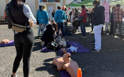 UNA JORNADA DIFERENTE Y ORIENTADA A LA PREVENCIÓN EN LA FERIA ECOFINES: SE REALIZÓ EL CURSO DE PRIMEROS AUXILIOS Y RCP CON BUENA RESPUESTA DE LA COMUNIDAD