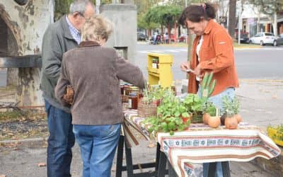 FERIA ECOFINES, CON ECOCANJE, ARMADO DE COMPOSTERA Y RECEPCIÓN DE RESIDUOS ELECTRÓNICOS Y ELÉCTRICOS