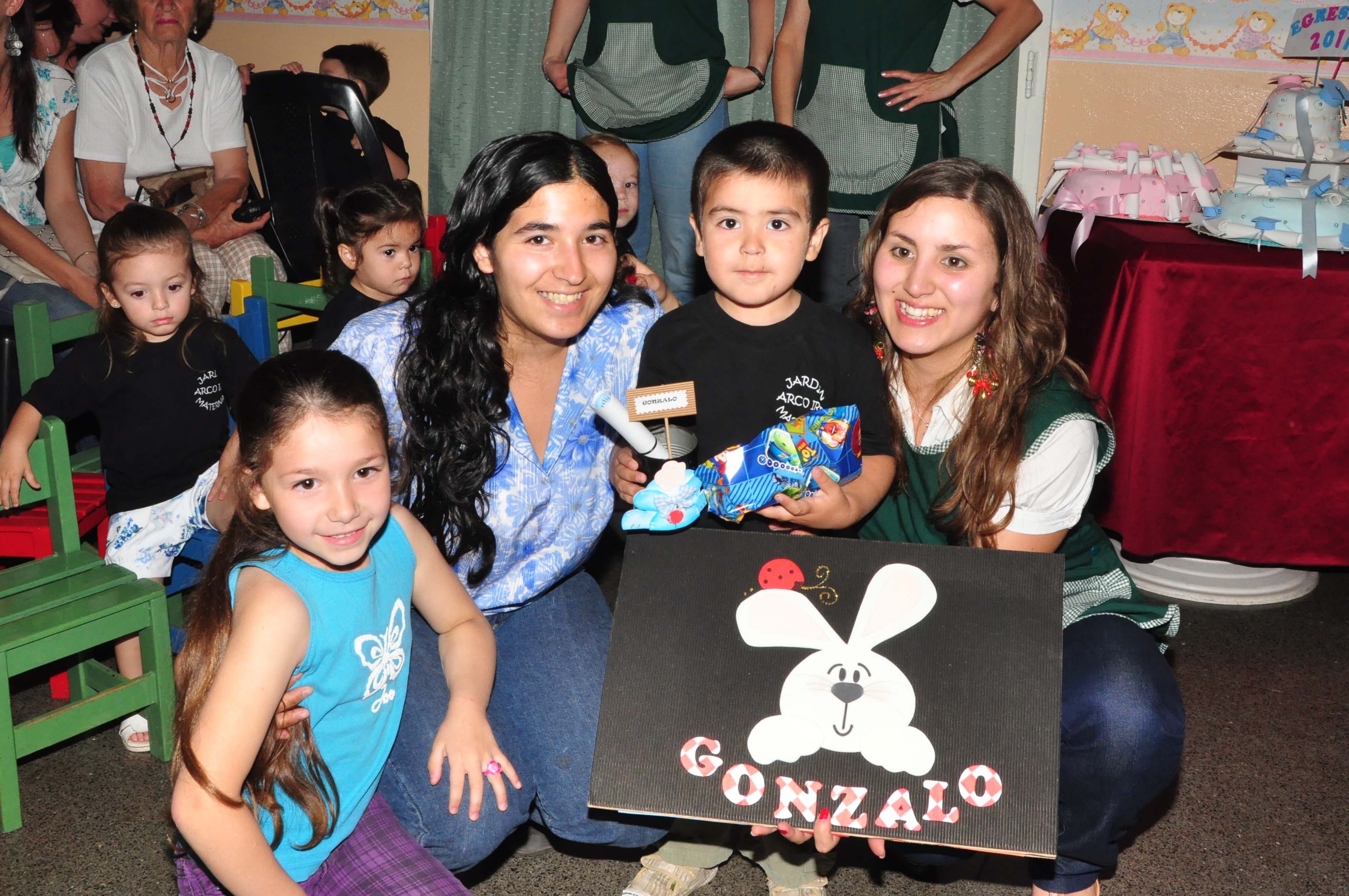 Fiesta con los egresados