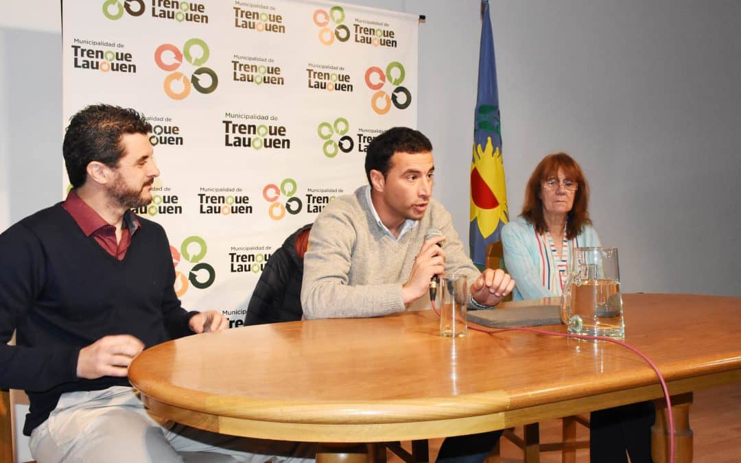 Se inauguró el Encuentro de Archivos Municipales