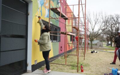 LOS JARDINES MATERNALES MUNICIPALES SE LLENAN DE DIBUJOS, COLORES Y CREATIVIDAD EN EL 9º ENCUENTRO DE ARTE MURAL