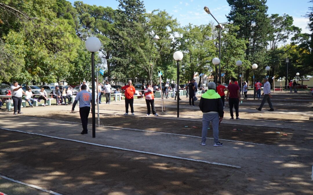 TORNEO DE TEJO EN EL COMPLEJO MARÍA CASTAÑA: PARTICIPARON COMPETIDORES DE UNA AMPLIA REGIÓN