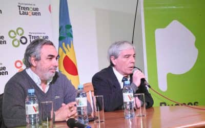 SE ENTREGARON AYER (JUEVES) 47 ESCRITURAS Y SE FIRMARON 55