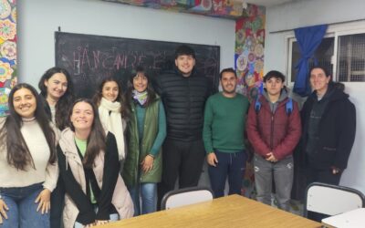 ESTUDIANTES DEL INSTITUTO N.º 40 CONOCIERON EL TRABAJO QUE SE REALIZA EN EL PROGRAMA ENVIÓN TRENQUE LAUQUEN
