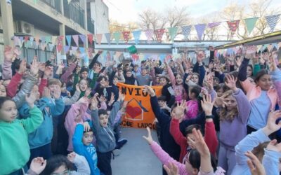 EL DÍA DE LA NIÑEZ SE FESTEJÓ TAMBIÉN EN EL COLEGIO MIGUEL DI GERÓNIMO CON LA PARTICIPACIÓN ESPECIAL DE LA BATUCADA DEL PROGRAMA ENVIÓN