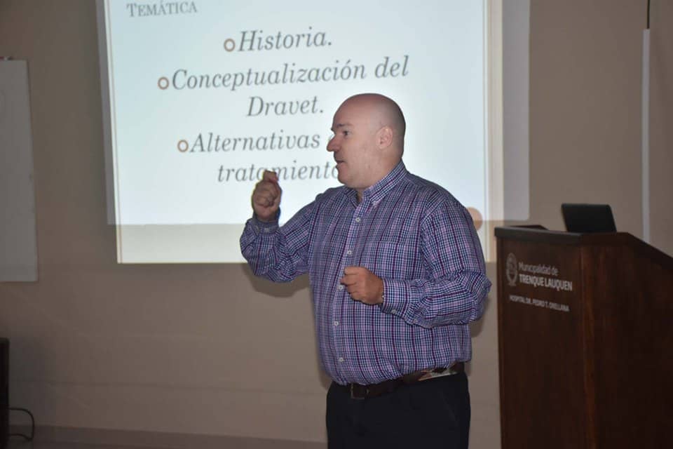 PROFESIONALES DE LA SALUD Y PÚBLICO SE ACTUALIZARON EN UNA DOBLE JORNADA SOBRE EPILEPSIAS REFRACTARIAS