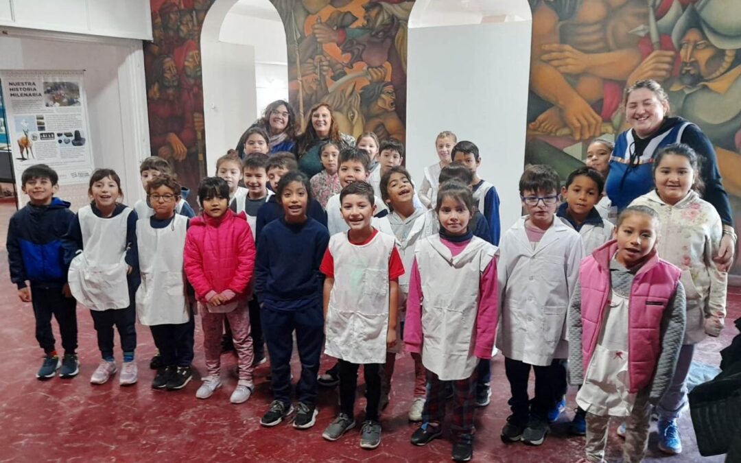 LAS INSTITUCIONES EDUCATIVAS SIGUEN RECORRIENDO LOS MUSEOS LOCALES