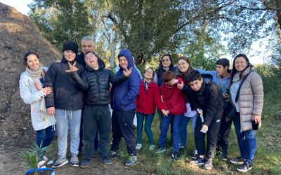 LOS CHICOS/AS DEL CENTRO DE FORMACIÓN INTEGRAL Nº 1 VISITARON EL VIVERO MUNICIPAL