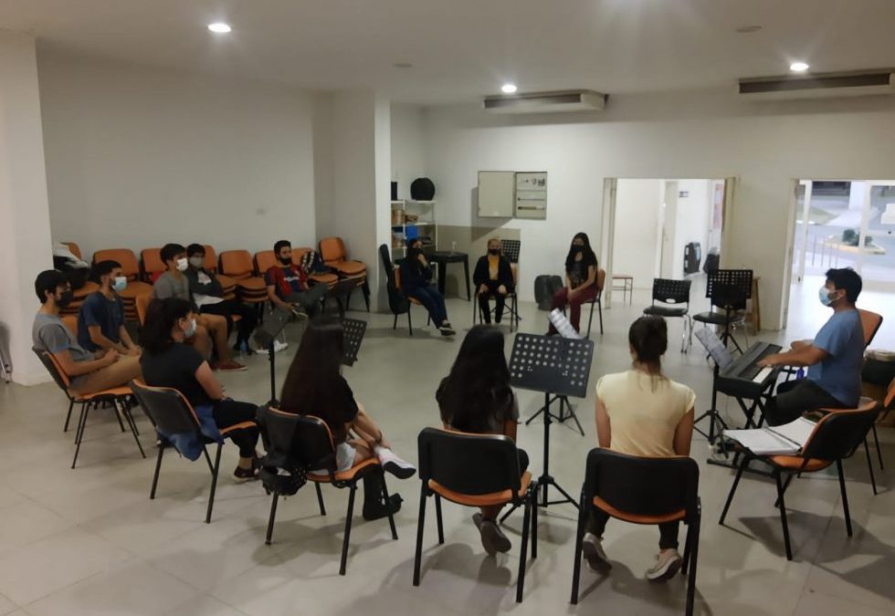 EL CICLO 2022 DE LA ESCUELA MUNICIPAL DE MÚSICA ABRE LA INSCRIPCIÓN PARA 18 TALLERES Y 11 DE SUS AGRUPACIONES