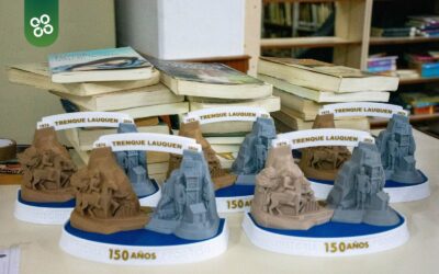 LA ESCULTURA CONMEMORATIVA DEL 150° ANIVERSARIO DE TRENQUE LAUQUEN YA SE PUEDE CONSEGUIR EN LA BIBLIOTECA RIVADAVIA