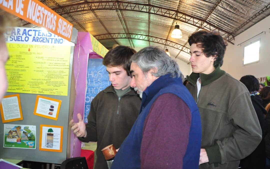 Este viernes 15 se realizará la etapa distrital de la Feria de Ciencia