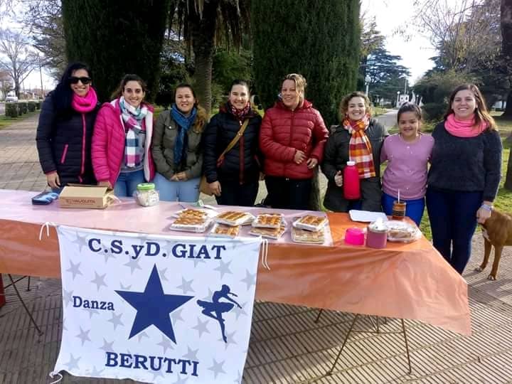 CON UNA FERIA DEL PLATO Y UN FESTIVAL DE BOX BERUTTI COMENZO A FESTEJAR SU 128º ANIVERSARIO