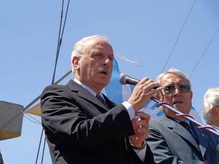 Feito participó de la inauguración de una línea de media tensión