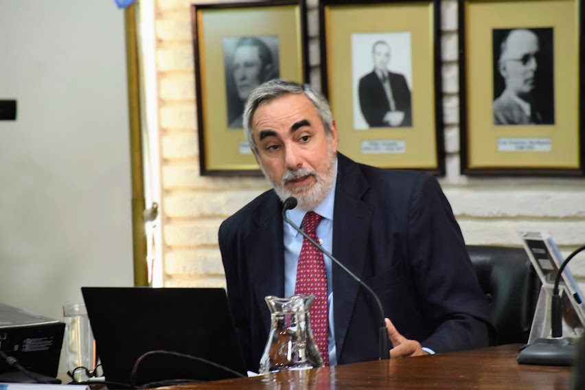 INTENDENTE FERNÁNDEZ, EN LA APERTURA DE SESIONES DEL HCD: “SI TRABAJAMOS TODOS JUNTOS, TRENQUE LAUQUEN VA A SEGUIR DESAFIANDO LOS LÍMITES”