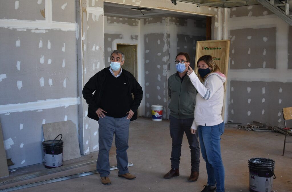 TREINTA DE AGOSTO: EL INTENDENTE FERNÁNDEZ RECORRIÓ LAS OBRAS DEL CENTRO CÍVICO, CEF Nº 81, CENTRO CULTURAL URBANO Y GUARDIA DEL HOSPITAL DR. EGUIGUREN