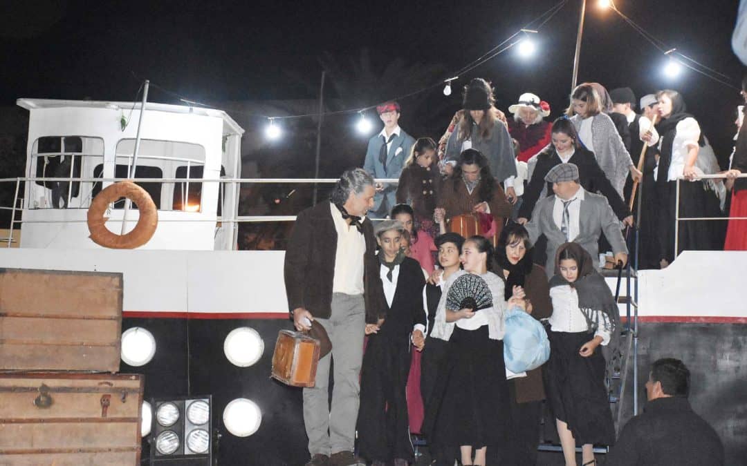 LA FIESTA DEL INMIGRANTE CONTÓ CON UN PATIO DE COMIDAS TÍPICAS, UN ESPECTÁCULO MASIVO Y UN EXCELENTE MARCO DE PÚBLICO