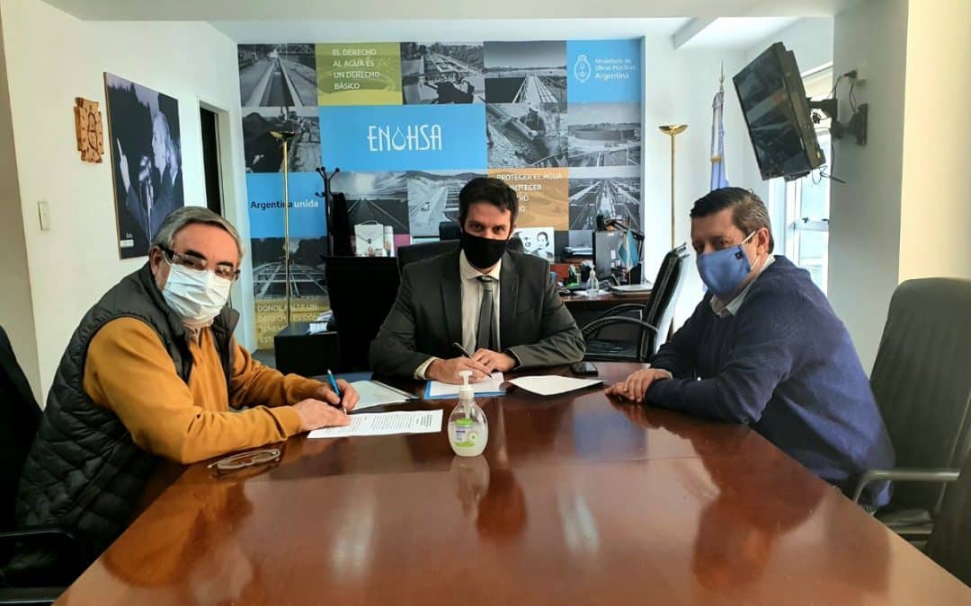 FERNÁNDEZ FIRMÓ UN CONVENIO CON EL ENOHSA POR $18,2 MILLONES: SE HARÁN PERFORACIONES PARA ABASTECER DE AGUA LA ZONA NORTE DE LA CIUDAD