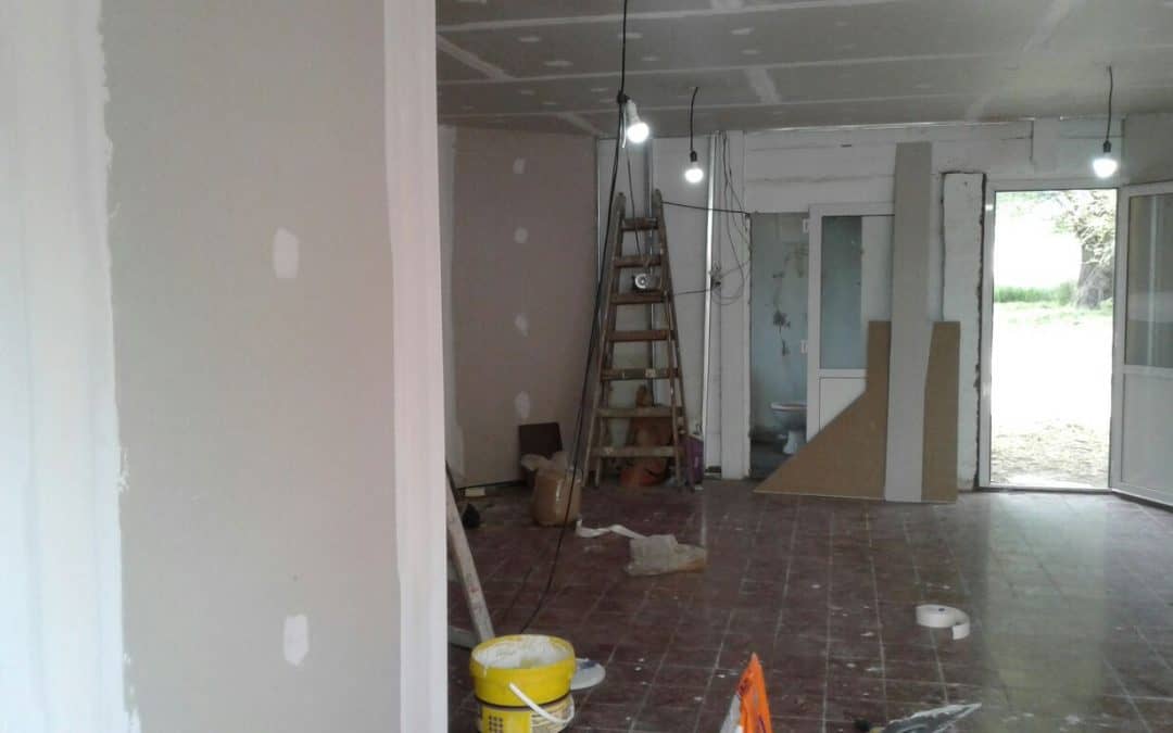 Garré: Obras en la Escuela Municipal, cordón cuneta e iluminación