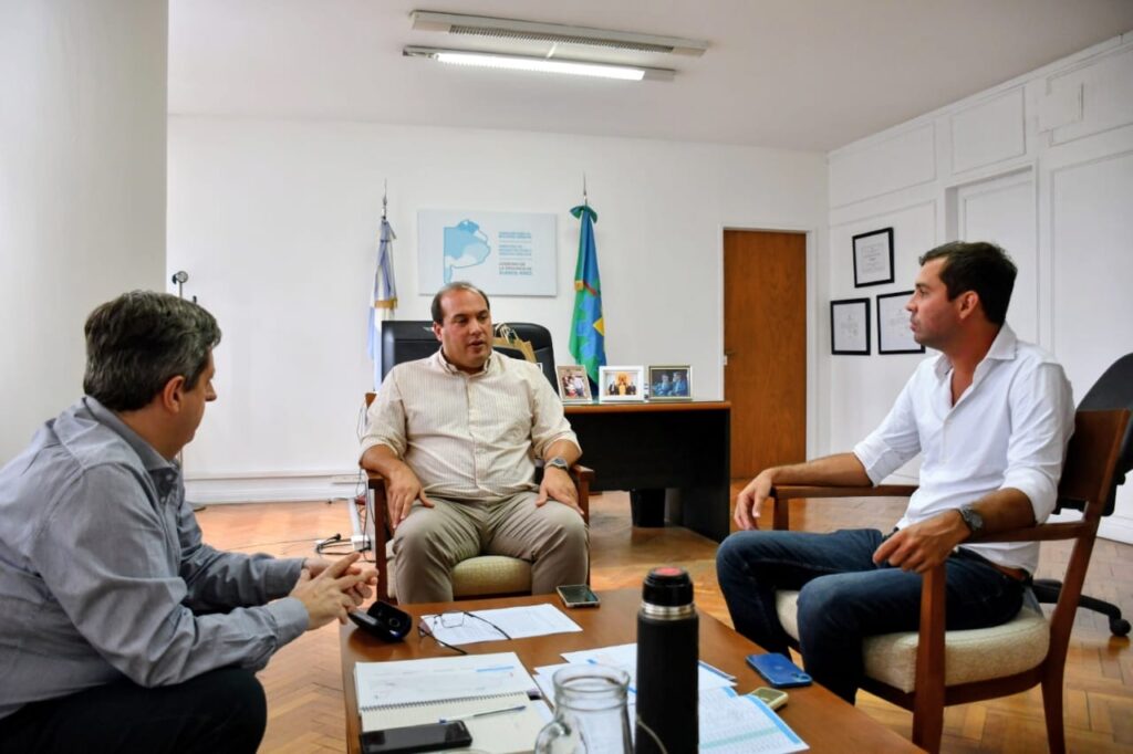 GESTIONES EN LA PLATA: EL INTENDENTE SE REUNIÓ CON EL MINISTRO GABRIEL ...