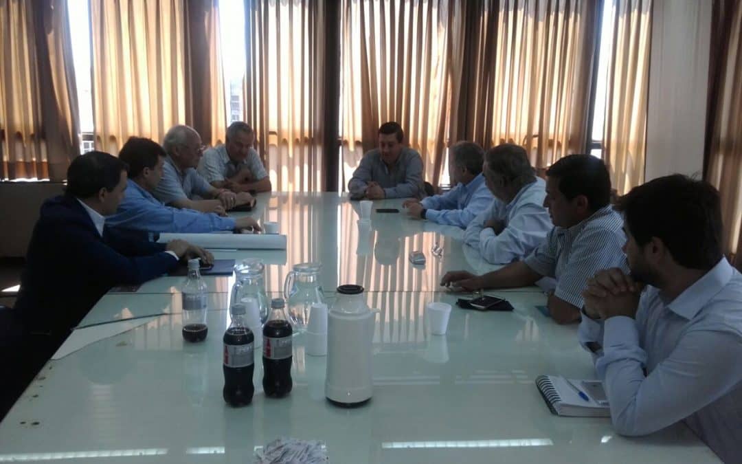 Intendentes se reunieron con autoridades de Camuzzi