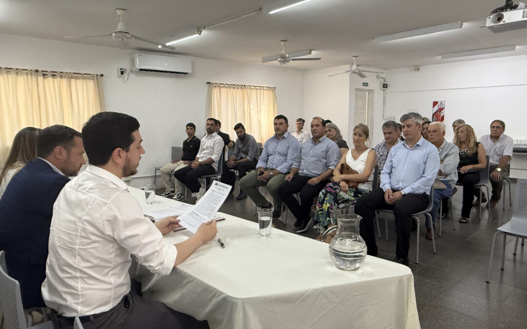 EL INTENDENTE FRANCISCO RECOULAT PARTICIPÓ DEL ACTO DE ASUNCIÓN DE AUTORIDADES EN LA FACULTAD REGIONAL TRENQUE LAUQUEN DE LA UTN