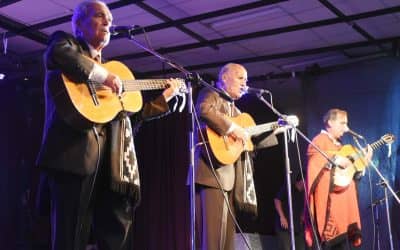 3ra. FIESTA DE LA TRADICIÓN: UNA MULTITUD APLAUDIÓ DE PIE A LOS INDIOS TACUNAU EN EL FESTIVAL “CANTA Y BAILA”