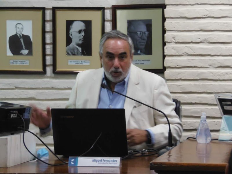 FERNÁNDEZ REPASÓ LO HECHO, ADELANTÓ UN AMBICIOSO PLAN DE OBRAS, PLANTEÓ EL DESAFÍO DEL AGUA Y CONVOCÓ A TRABAJAR PRIORIZANDO “LOS INTERESES DE TRENQUE LAUQUEN Y NO LOS SUBALTERNOS DE LA POLÍTICA”