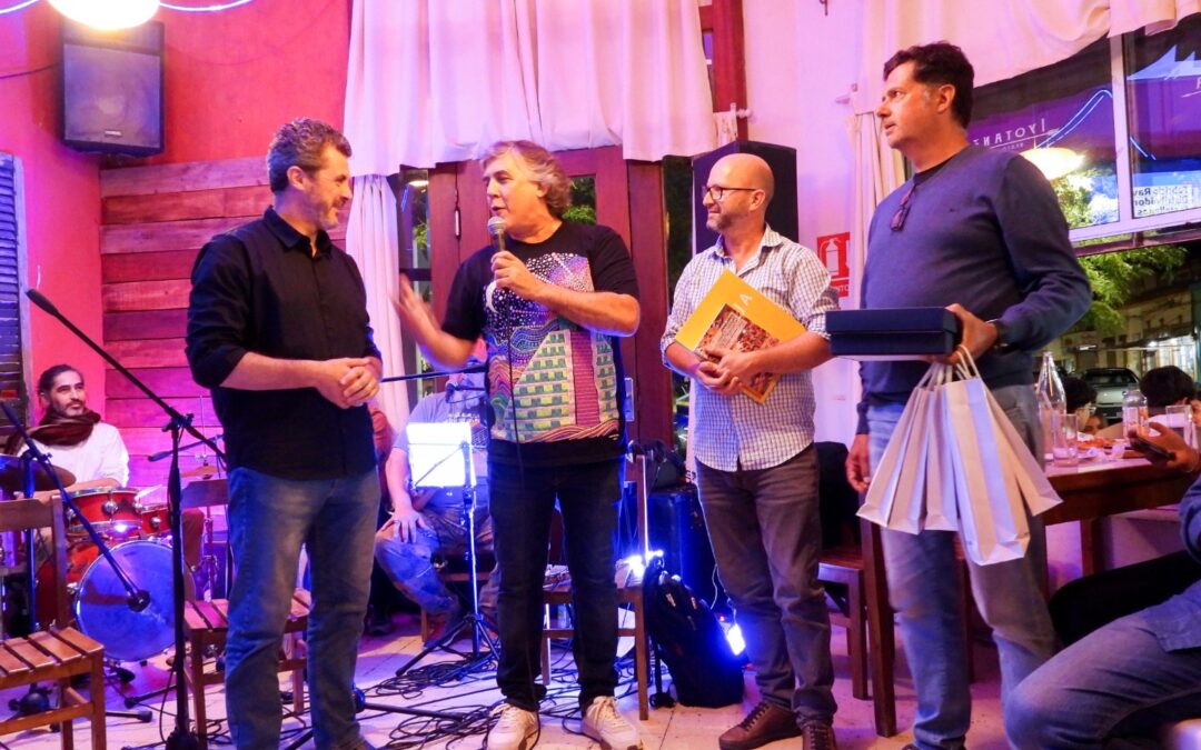 LA DELEGACIÓN TRENQUELAUQUENSE SE LUCIÓ EN TALA, URUGUAY, Y RENOVÓ LOS LAZOS HISTÓRICOS Y CULTURALES ENTRE AMBAS COMUNIDADES