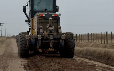 INVERSIÓN DE MÁS DE 400 MILLONES DE PESOS PARA LA RED DE CAMINOS RURALES: SE LLAMA A LICITACIÓN PARA ADQUIRIR UNA MOTONIVELADORA 0 KM, UN TRACTOR 0 KM Y 2 CAMIONES CON CAJAS VOLCADORAS