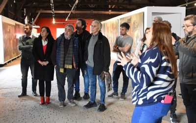 JAIRO VISITÓ ESTA MAÑANA (MIÉRCOLES) EL MUSEO DE ARTE MURAL “RODOLFO CAMPODÓNICO”, DONDE CONVERSÓ CON EL INTENDENTE FERNÁNDEZ Y FUNCIONARIOS