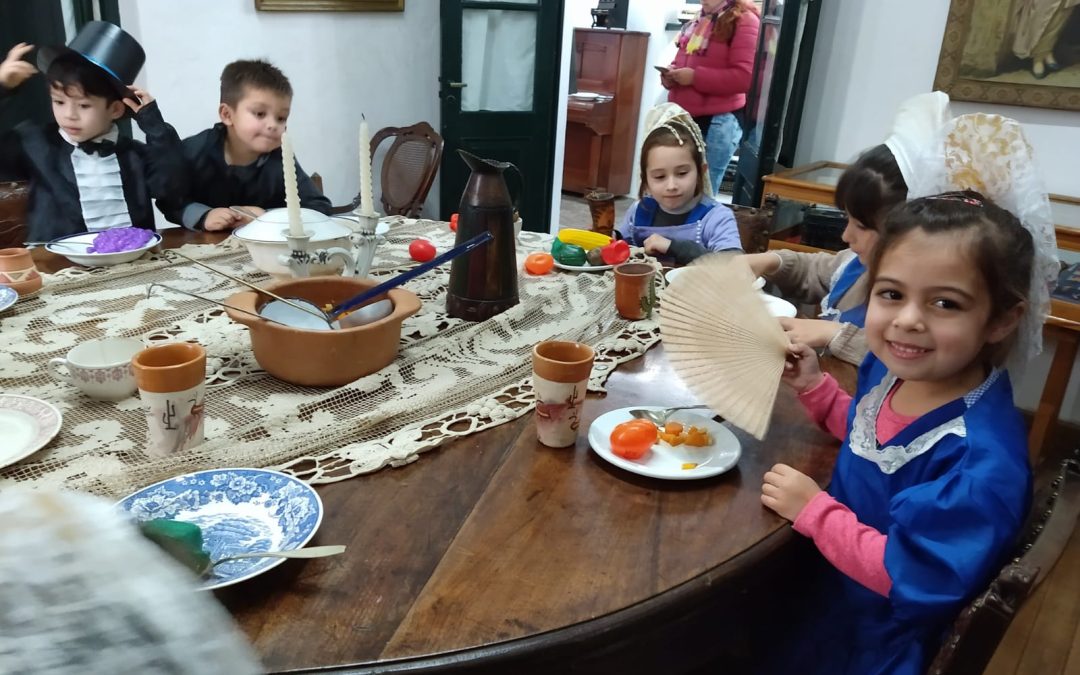 LOS CHICOS/AS DEL JARDÍN Nº 901 TRABAJARON EN EL MUSEO ALMAFUERTE PARA PREPARAR EL ACTO DEL DÍA DE LA INDEPENDENCIA