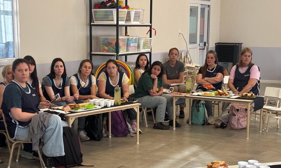 SE REALIZÓ LA ÚLTIMA CAPACITACIÓN DEL AÑO PARA COORDINADORAS Y DOCENTES DE LOS JARDINES MATERNALES MUNICIPALES