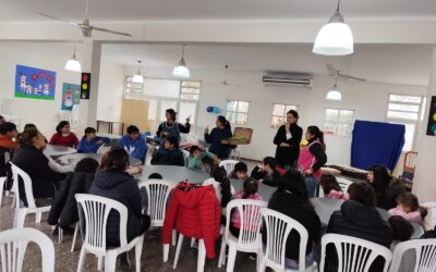 CASA DEL NIÑO Y PEQUEÑO HOGAR VIVIERON UNA JORNADA ARTÍSTICA CON EL ACOMPAÑAMIENTO DE JUANITA SÁNCHEZ Y MAGUI DELFINO