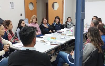EDUCACIÓN LLEVÓ ADELANTE UNA JORNADA DE TRABAJO CON LOS EQUIPOS DE JARDINES MATERNALES MUNICIPALES Y EL ÁREA DE AMBIENTE Y DESARROLLO SUSTENTABLE