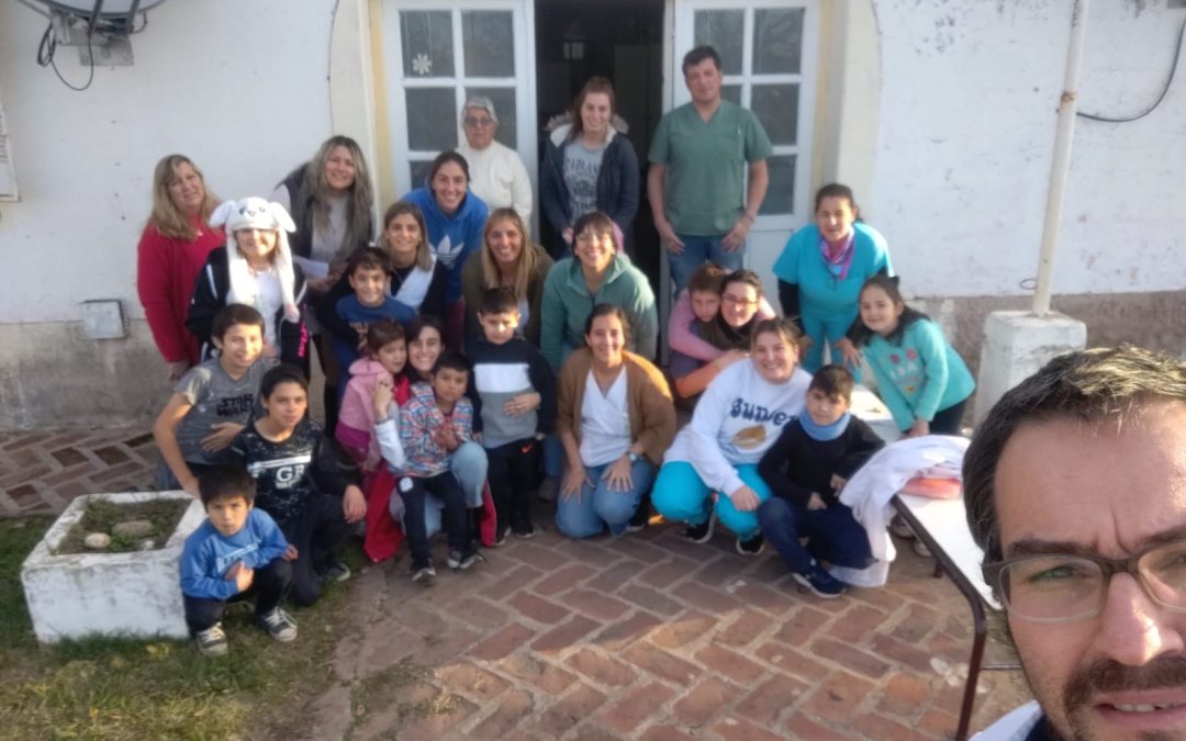 UNA NUEVA JORNADA DE SALUD RURAL SE VIVIÓ EN LA CARRETA CON FAMILIAS Y ALUMNOS/AS DE LAS ESCUELAS Nº 29 Y Nº 12