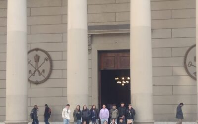 APRENDER A EMPRENDER: LOS JÓVENES QUE PARTICIPAN DEL PROGRAMA PRESENTARÁN SU PROYECTO SALE MATE? EN LA UNIVERSIDAD DE LA MARINA MERCANTE