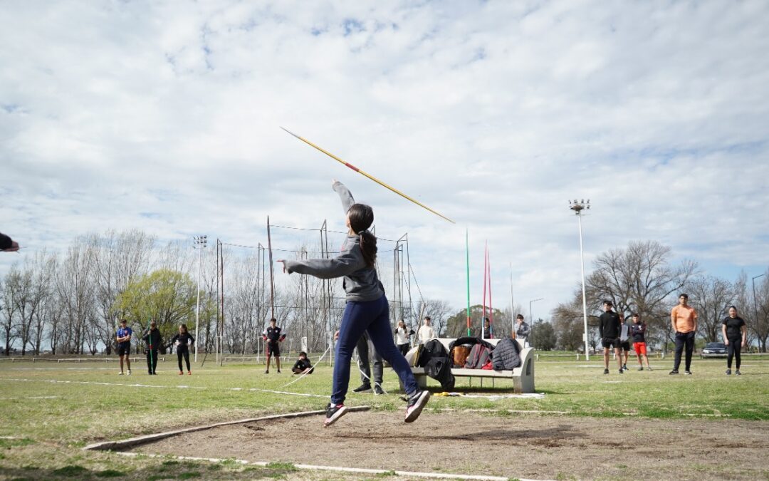 JUEGOS BONAERENSES 2025: TRENQUE LAUQUEN FUE SEDE DE LA ETAPA REGIONAL DE ATLETISMO CONVENCIONAL CON 400 PARTICIPANTES EN DISTINTAS DISCIPLINAS