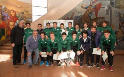 Fernández recibió a la delegación local de los torneos bonaerenses que viajó a China