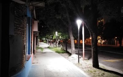 EL MUNICIPIO HABILITÓ UNA OBRA DE ALUMBRADO PEATONAL LED EN CALLE GOBERNADOR IRIGOYEN, ENTRE QUINTANA Y SAÉNZ PEÑA (VEREDA IMPAR)