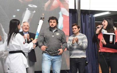 TRENQUE LAUQUEN VIVIÓ UNA TARDE ÚNICA AL CALOR DE LA LLAMA OLÍMPICA