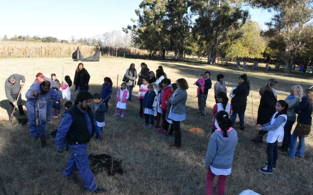 El Municipio entregó mobiliario y otros elementos a la Escuela de La Zanja