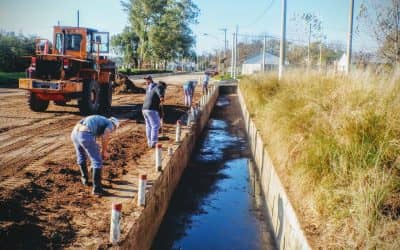 El Municipio continúa con la limpieza de desagües pluviales