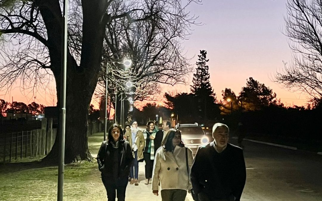 EL INTENDENTE FERNÁNDEZ ENCABEZÓ LA RECORRIDA PARA APRECIAR EL ENCENDIDO DE LAS NUEVAS LUMINARIAS EN BERUTI